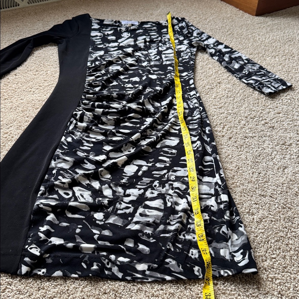 Calvin Klein abstract black & white dress size XS - Picture 9 of 11